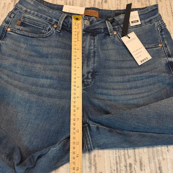 Judy Blue Women’s Curvy Mid Rise Tummy Control Blue Flared Jeans Sz 16W - Picture 8 of 13